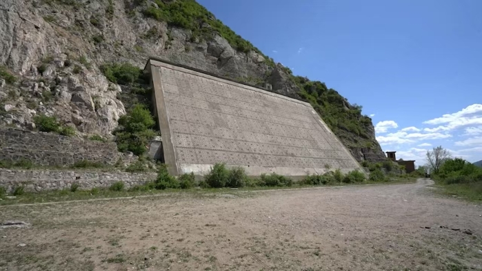 紅岸基地8
